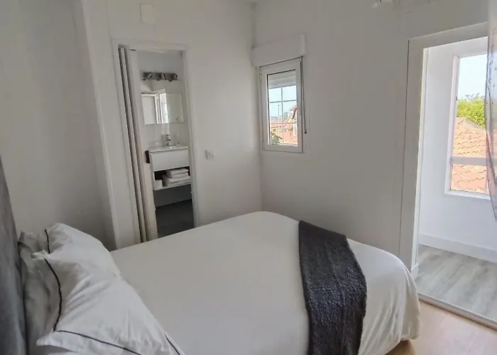 Del Mar מלון סואנסס